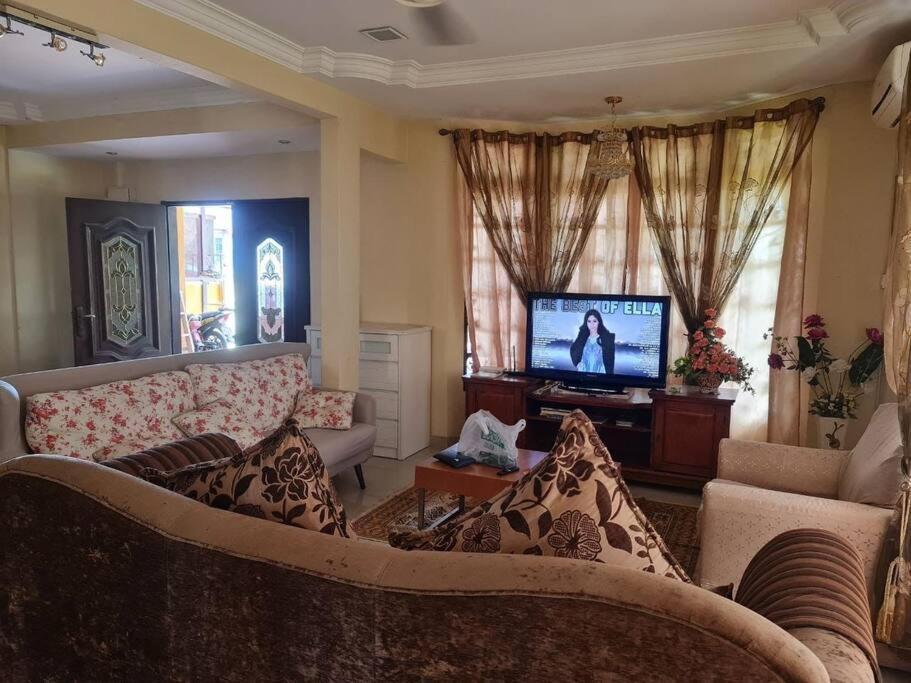 Uncle Noh Staycation Muslm Friendly, Desa Pinggiran Putra, Putrajaya Kajang Buitenkant foto